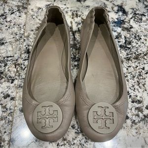 Tory Burch Minnie Travel Ballet Flats French Gray Size 8-8.5